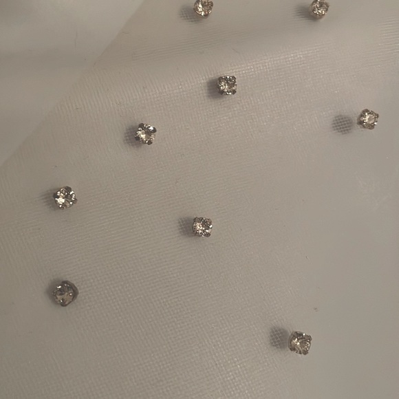 Bridal cape with Swarovski crystals - Picture 12 of 15